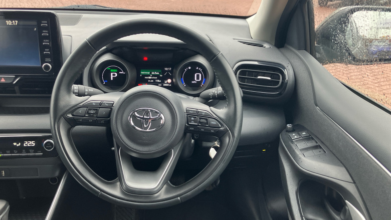 Toyota Yaris 1.5 Hybrid Design 5dr CVT Hybrid Hatchback